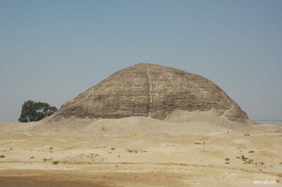 разрушенная егитепская пирамида