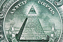 пирамида на долларе