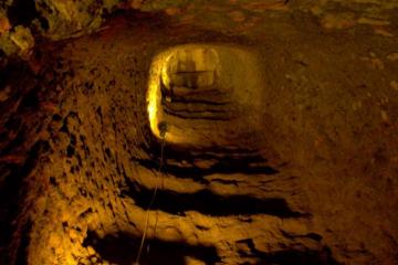 пирамида Цестия в Риме