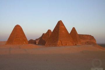 ДЖЕБЕЛЬ БАРКАЛ (Священная скала)