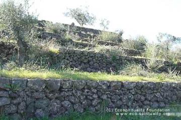 Пирамиды Алькантара (VALLEY DELL'ALCANTARA)