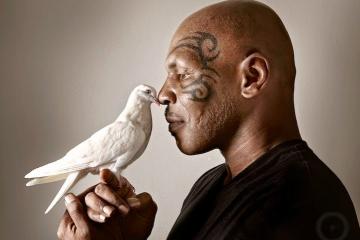 Майк Тайсон и голуби