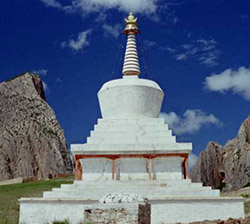 тибетская ступа со знако аллатра