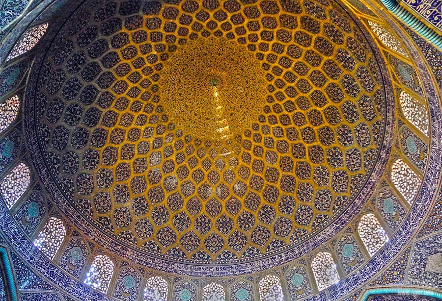 арабский орнамент на куполе мечети