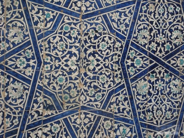 арабский орнамент на куполе мечети