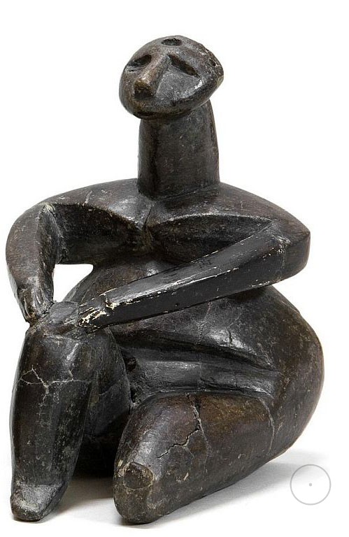 Сидящая женская статуэтка Трипольская цивилизация