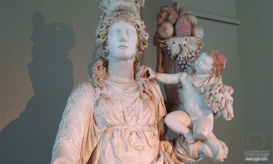 Фортуна и Юпитер, мать и младенец