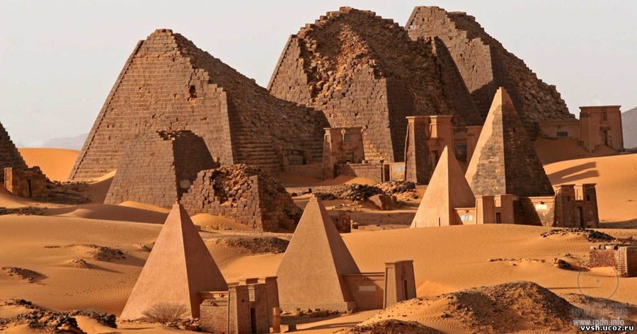 пирамиды в Судане