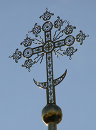 крест с полумесяцем