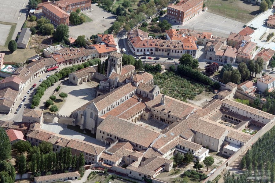 St. Mary Monastery (Monasterio de Santa María la Real de las Huelgas).